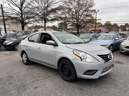 2018 Nissan Versa 1.6 SV
