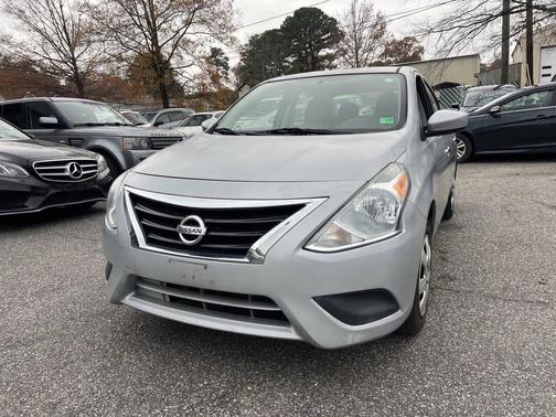 2018 Nissan Versa 1.6 SV