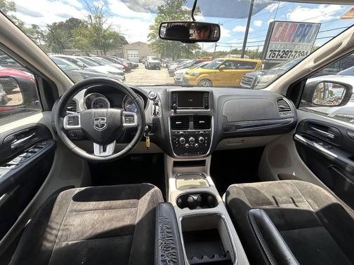 Granite Crystal Metallic Clearcoat 2015 Dodge Grand Caravan SXT