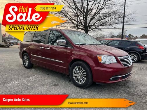 2015 Chrysler Town & Country Touring-L