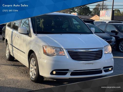 2014 Chrysler Town & Country Touring