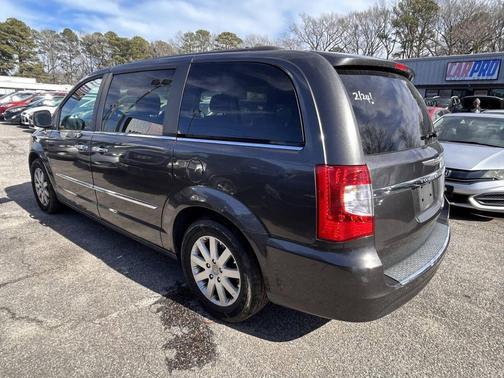 2015 Chrysler Town & Country Touring