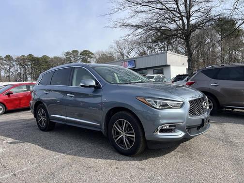2017 INFINITI QX60 Base