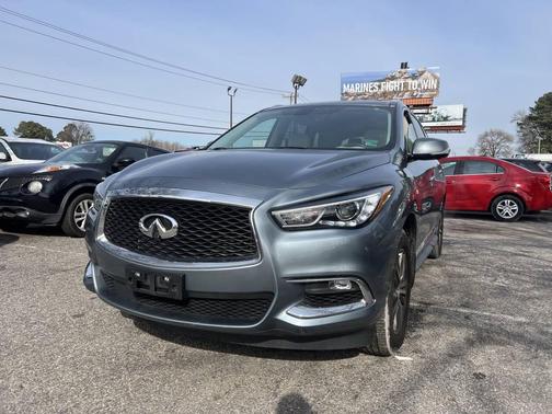 2017 INFINITI QX60 Base