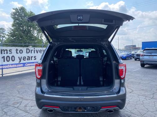 Magnetic Metallic 2019 Ford Explorer Base
