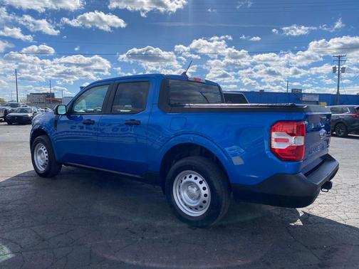 2022 Ford Maverick XL