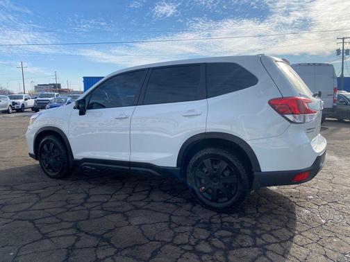 2021 Subaru Forester Base