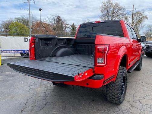 Race Red 2017 Ford F-150 XLT