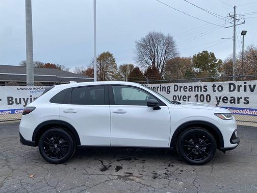 2026 Honda HR-V 2WD Sport