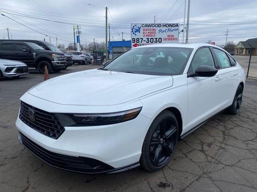 Platinum White Pearl 2026 Honda Accord Hybrid Sport-L