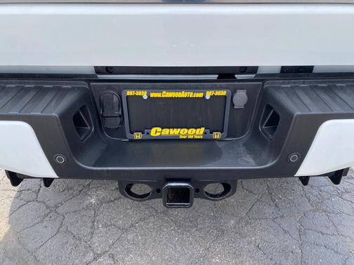 Star White Metallic Tri-Coat 2023 Ford F-250 Platinum