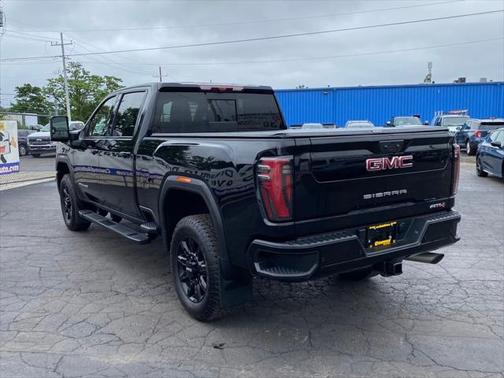 2024 GMC Sierra 2500 AT4