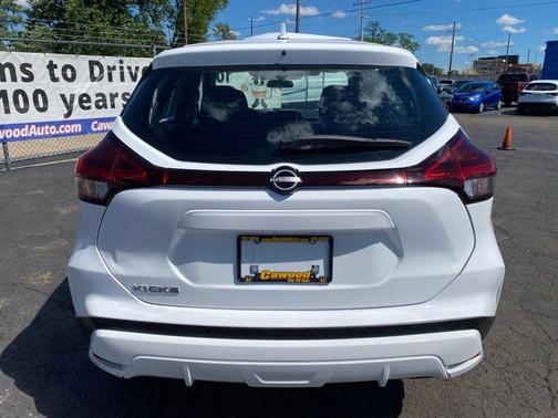 Fresh Powder 2023 Nissan Kicks S