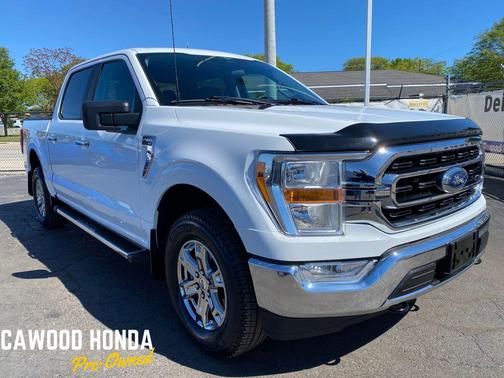 Oxford White 2023 Ford F-150 XLT