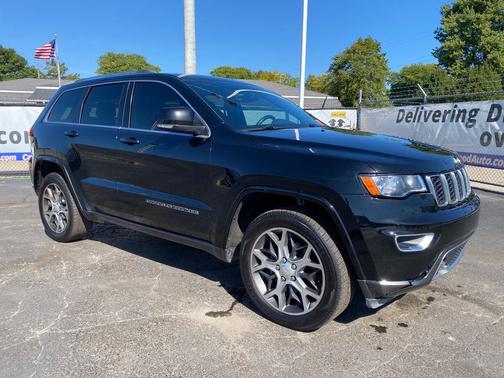 2018 Jeep Grand Cherokee Sterling Edition