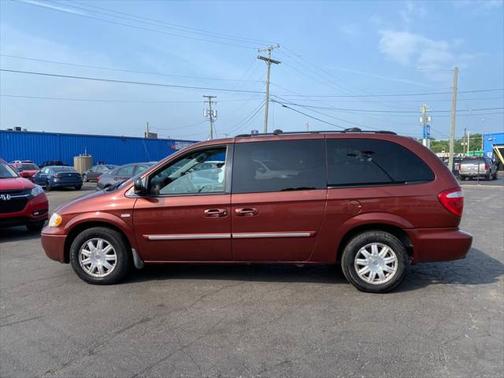 2007 Chrysler Town & Country Touring