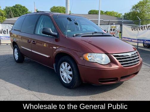 2007 Chrysler Town & Country Touring