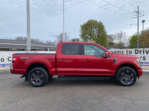 Rapid Red Metallic Tinted Clearcoat 2023 Ford F-150 Lariat
