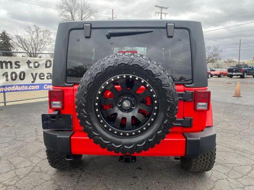 2018 Jeep Wrangler JK Sahara