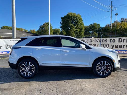 2022 Cadillac XT5 Sport