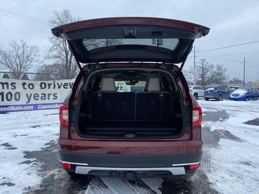 2019 Honda Pilot Touring 8-Passenger