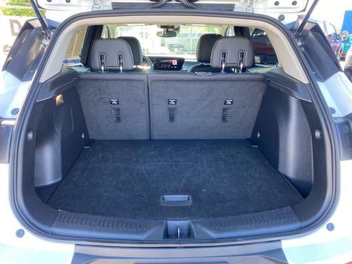 Summit White 2025 Buick Encore GX Preferred