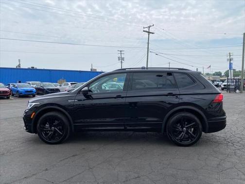 2024 Volkswagen Tiguan 2.0T SE R-Line Black 4MOTION
