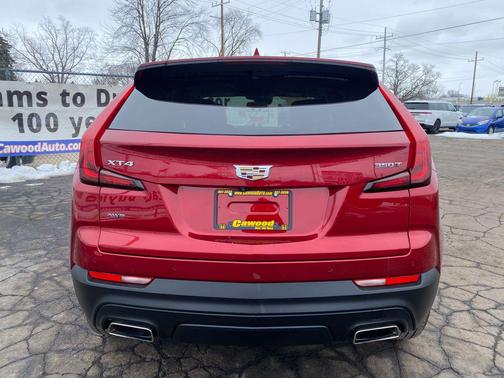 2021 Cadillac XT4 Luxury