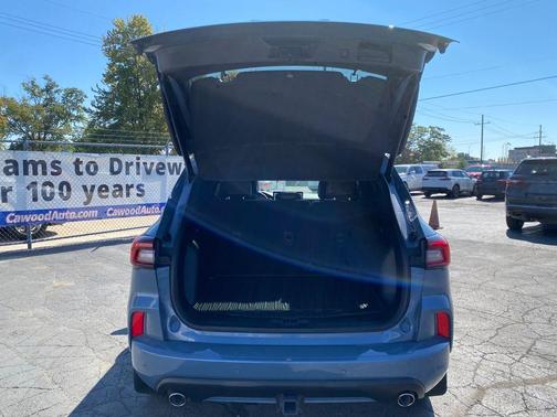 2024 Ford Escape ST-Line Elite