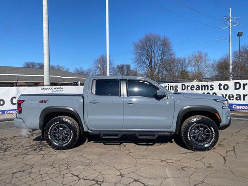 2024 Nissan Frontier PRO-4X