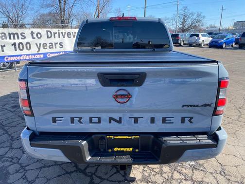 2024 Nissan Frontier PRO-4X