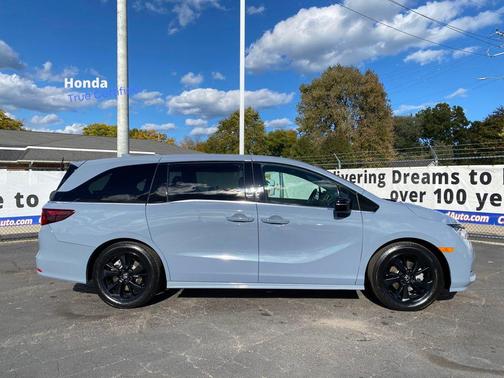 2023 Honda Odyssey Sport