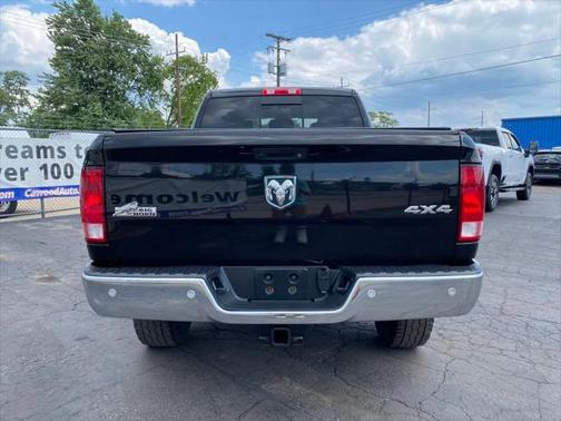 2017 RAM 3500 Big Horn Mega Cab 4x4 6'4' Box