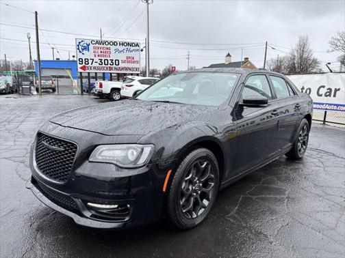 2022 Chrysler 300 Touring
