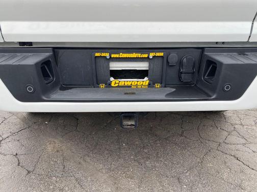 White 2025 Ford F-150 Platinum