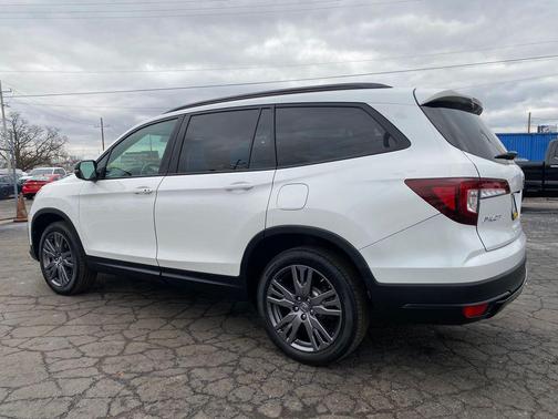 2022 Honda Pilot AWD Sport