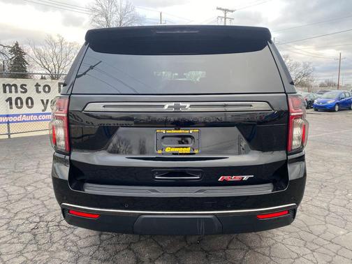 2021 Chevrolet Suburban RST