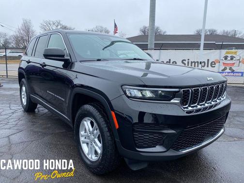 2023 Jeep Grand Cherokee Laredo