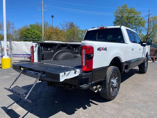 Star White Metallic Tri-Coat 2024 Ford F-250 King Ranch