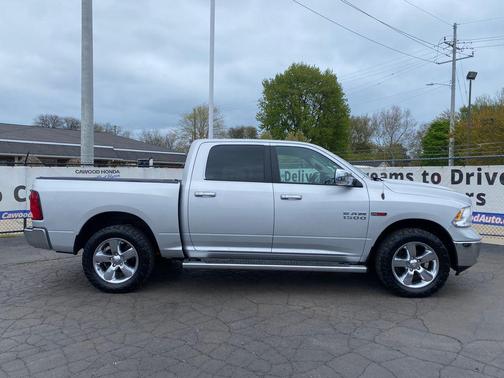 Bright Silver Metallic Clearcoat 2017 RAM 1500 Big Horn