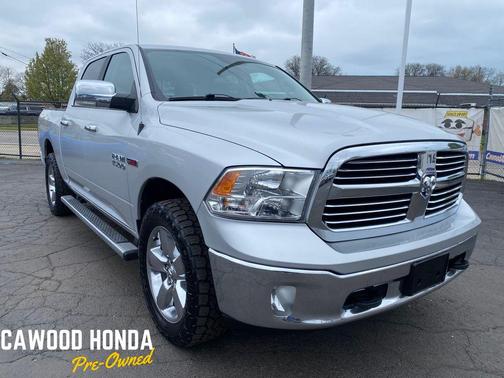 Bright Silver Metallic Clearcoat 2017 RAM 1500 Big Horn