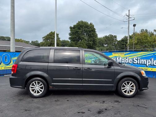 Dark Charcoal Pearlcoat 2012 Dodge Grand Caravan Crew