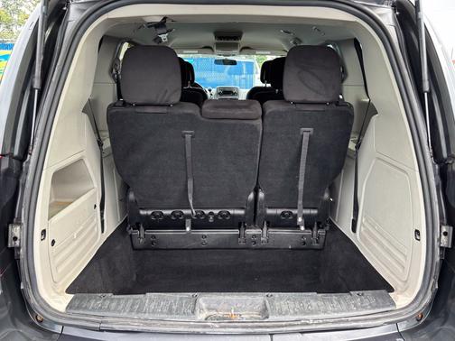 Dark Charcoal Pearlcoat 2012 Dodge Grand Caravan Crew
