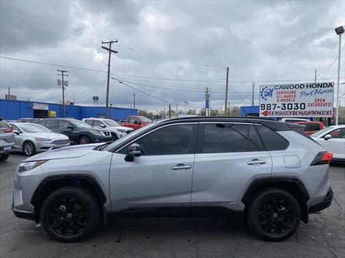 2024 Toyota RAV4 Hybrid SE