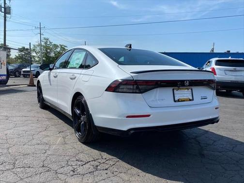 2025 Honda Accord Hybrid Base