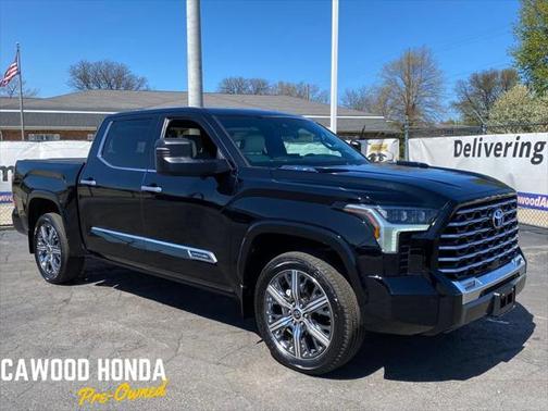 2023 Toyota Tundra Hybrid Capstone
