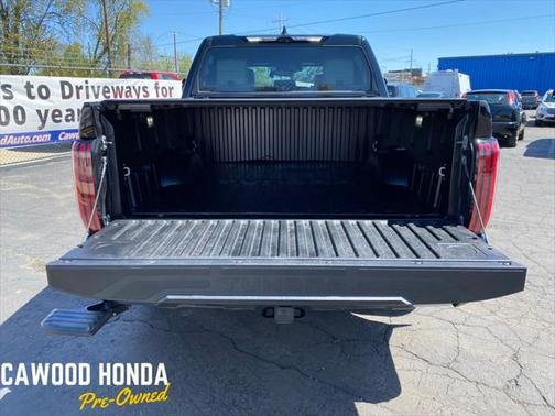 2023 Toyota Tundra Hybrid Capstone