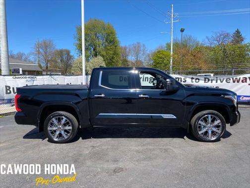 2023 Toyota Tundra Hybrid Capstone