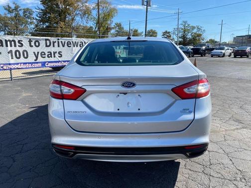 2015 Ford Fusion SE