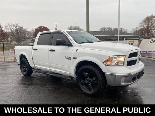 2015 RAM 1500 SLT